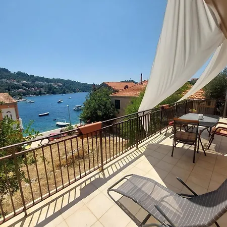 Dominik - Two Bedroom With Terrace And Sea View דירה Smokvica (Korcula)