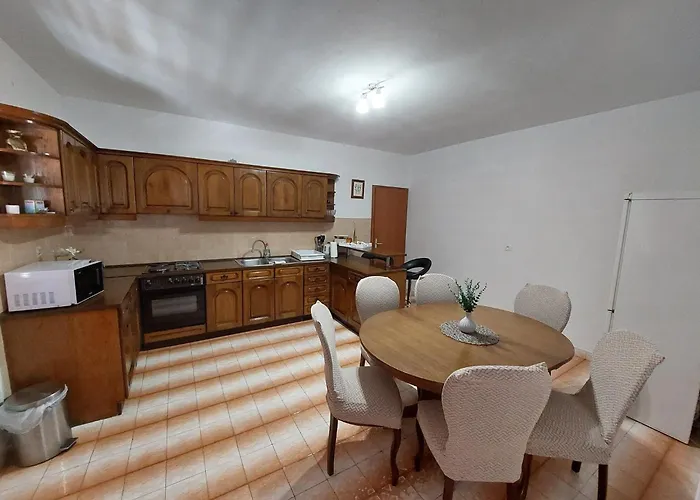 Dominik - Two Bedroom With Terrace And Sea View Апартаменты *