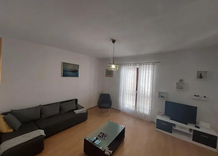 Апартаменты Dominik - Two Bedroom With Terrace And Sea View *