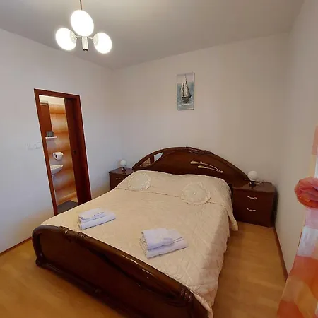 Dominik - Two Bedroom With Terrace And Sea View * Smokvica (Korcula)