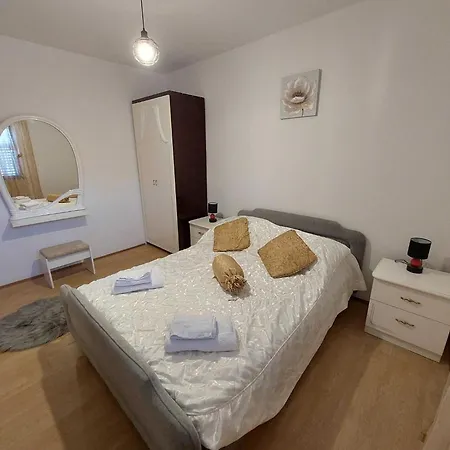 Dominik - Two Bedroom With Terrace And Sea View Apartment *