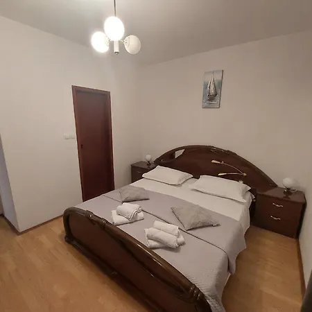 Dominik - Two Bedroom With Terrace And Sea View *