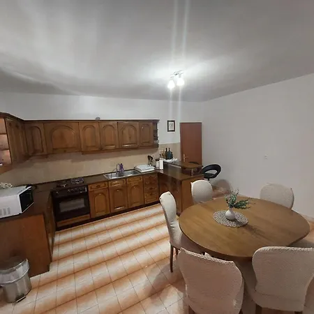 Apartmán Dominik - Two Bedroom With Terrace And Sea View *