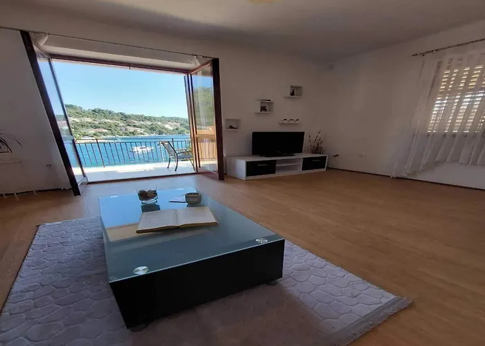 아파트 Dominik - Two Bedroom With Terrace And Sea View Smokvica (Korcula)