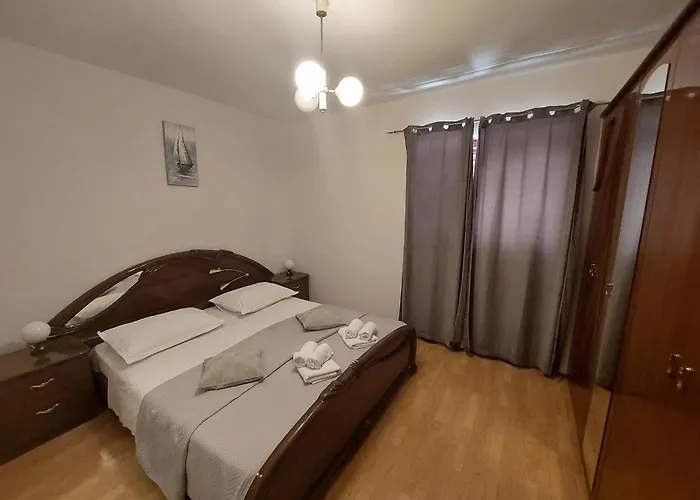 Dominik - Two Bedroom With Terrace And Sea View Smokvica (Korcula)